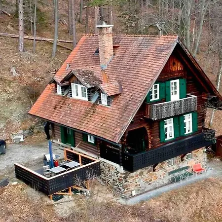 Rural Retreat With All Comfort